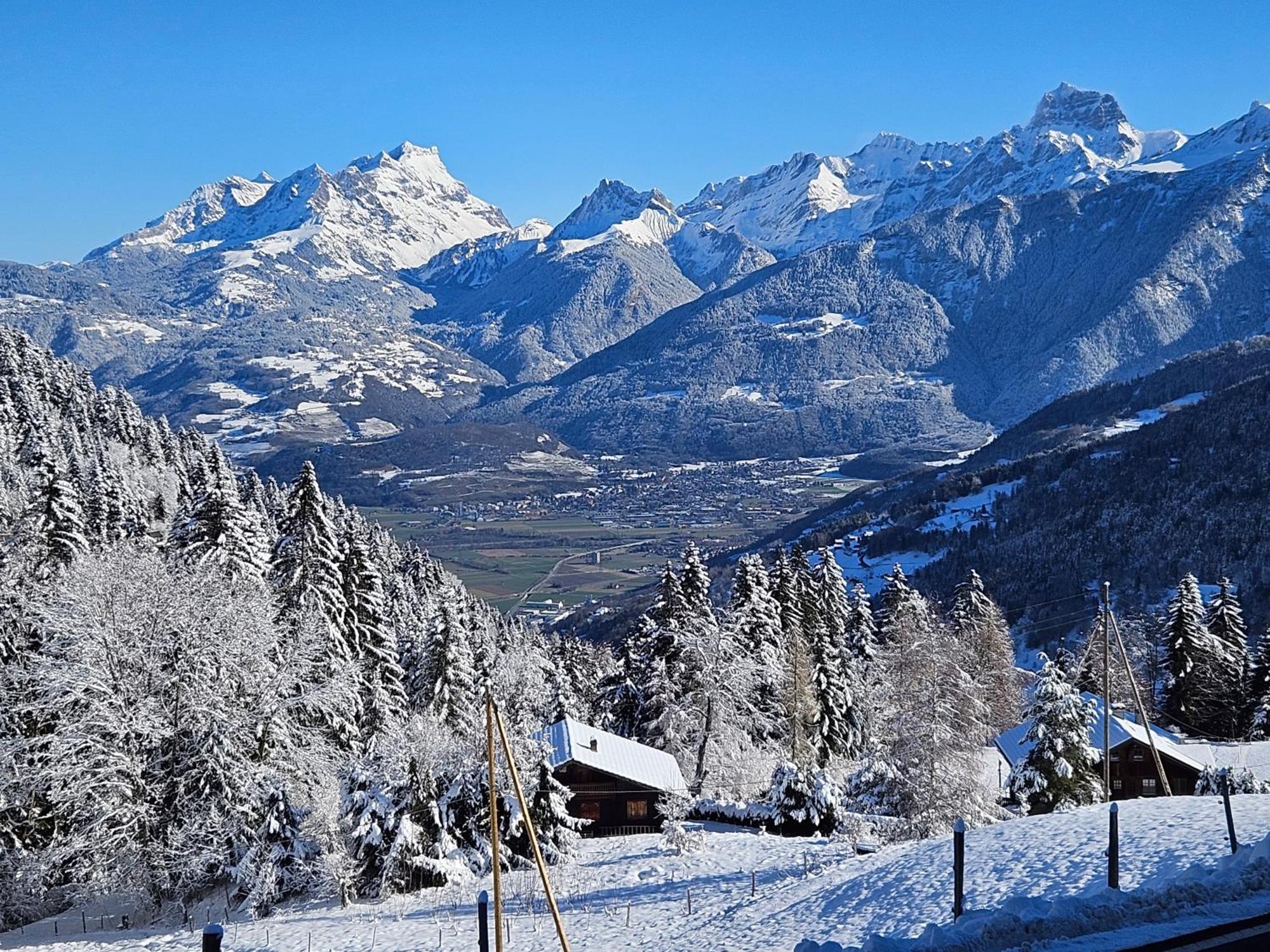 Sweet & Cosy Chalet In The Heart Of The Swiss Alps Troistorrents ภายนอก รูปภาพ