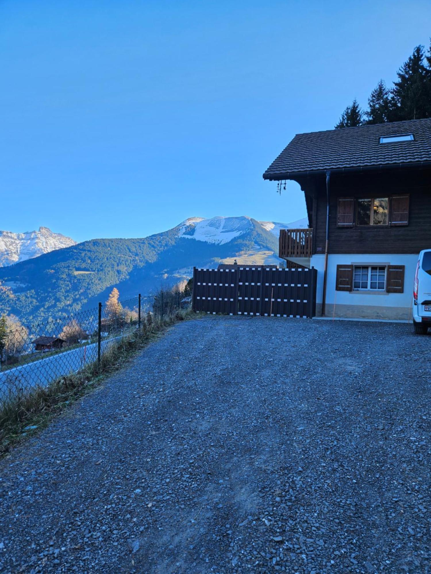 Sweet & Cosy Chalet In The Heart Of The Swiss Alps Troistorrents ภายนอก รูปภาพ